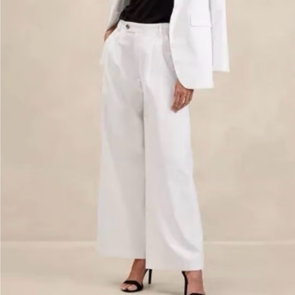 Banana Republic Cream Wide Leg Pants